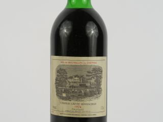 Vente aux enchères 1 BOUTEILLE CHÂTEAU LAFITE ROTHSCHILD 1er GCC PAUILLAC - 1976 - LB