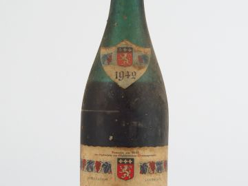 1 BOUTEILLE CHATEAUNEUF DU PAPE MASSON DUBOIS - 1942 - 10 CM/BS