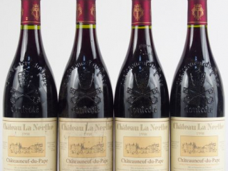 Vente aux enchères 4 BOUTEILLES CHÂTEAU LA NERTHE CHATEAUNEUF DU PAPE - 1998 - 1 ETLS
