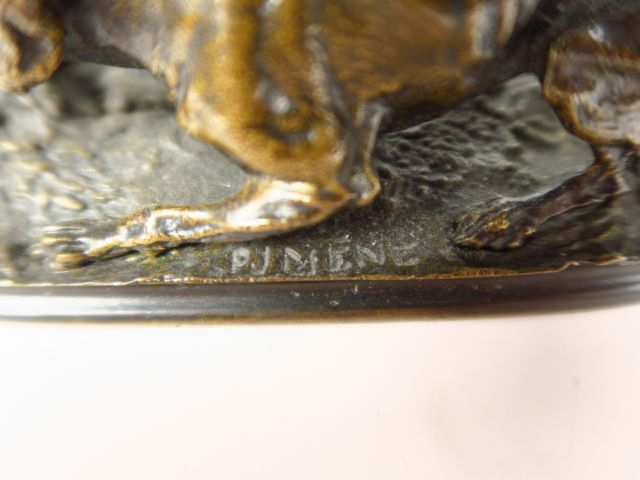 P. J. MENE "Epagneuls à l'affût". Groupe en bronze à patine brune Sign