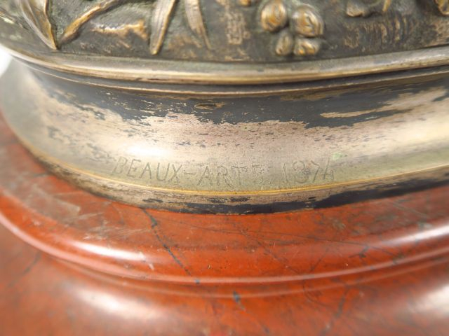 ARSON "Les deux perdrix". Groupe en bronze à patine médaille sur un so