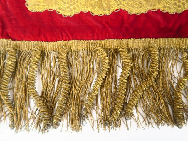 Paire de devants d’autel ou antependium dédiés à la Vierge Marie 56cm/