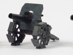 Lot de 3 canons jouets dont un en aluminium et 2 en tôle dont un en ét