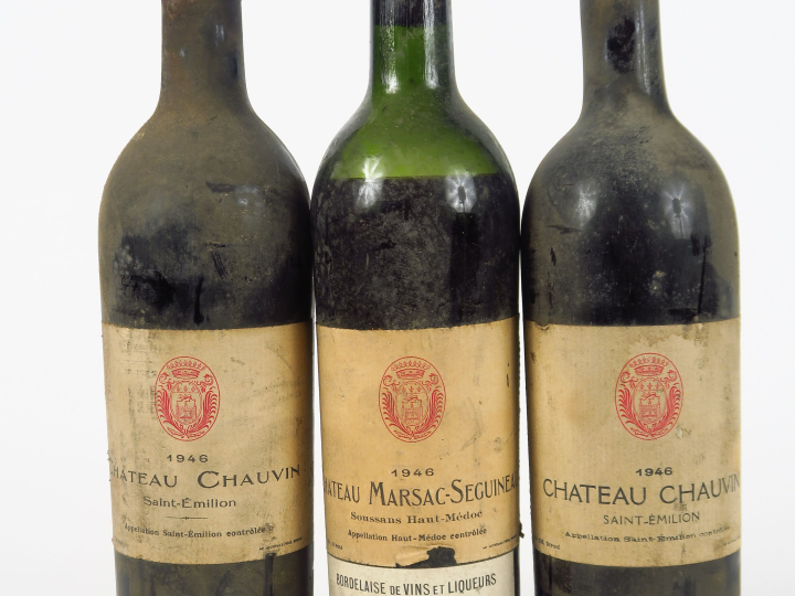 3 BOUTEILLES 1946 : 2 CHÂTEAU CHAUVIN ST EMILION 1 HEP/1 MEP/BS - 1 CH