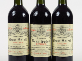 Vente aux enchères 3 BOUTEILLES CHÂTEAU BEAU SOLEIL POMEROL - 1985 - BG+