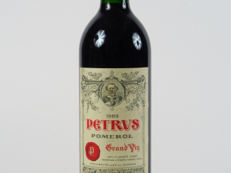 Vente aux enchères 1 BOUTEILLE PETRUS POMEROL - 1989 - BG++