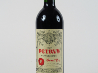Vente aux enchères 1 BOUTEILLE PETRUS POMEROL - 1989 - ETLD