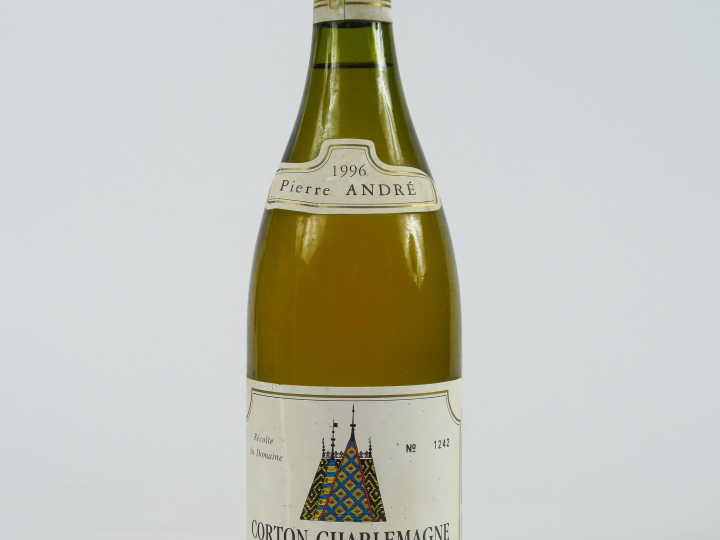 1 BOUTEILLE CORTON CHARLEMAGNE GC P. ANDRE - 1996