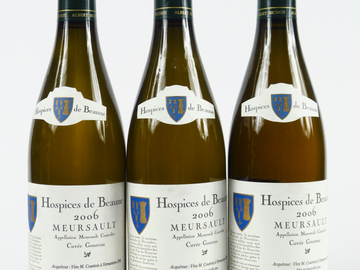 3 BOUTEILLES MEURSAULT HOSPICES DE BEAUNE 'CUVEE GOUREAU' A. BICHOT - 