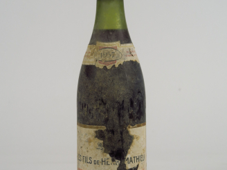 Vente aux enchères 1 BOUTEILLE GEVREY CHAMBERTIN LES FILS DE H. MATHIEU - 1957 - 3 CM/EA