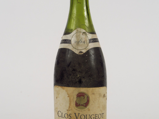 Vente aux enchères 1 BOUTEILLE CLOS VOUGEOT POULET PÈRE   FILS - 1964 - 6 CM/ET