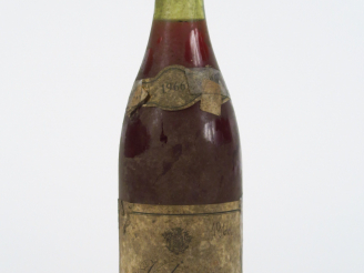 Vente aux enchères 1 BOUTEILLE VOLNAY 1er CRU 'LES CHEVRETS' H. BOILLOT - 1966 - 2 CM/ES/