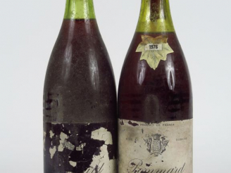 Vente aux enchères 2 BOUTEILLES POMMARD POTHIER RIEUSSET - 1976 - 1 PRESUMEE/2,5 CM/4 CM/