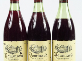 Vente aux enchères 3 BOUTEILLES POMMARD 'CLOS DE LA PLATIERE' PRINCE DE MERODE - 1976 - 3