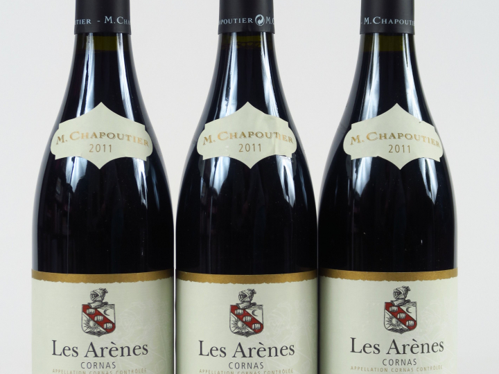 3 BOUTEILLES CORNAS 'LES ARENES' M. CHAPOUTIER - 2011