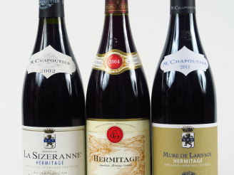 Vente aux enchères 3 BOUTEILLES HERMITAGE : 1 LA SIZERANNE M. CHAPOUTIER 2002 - 1 MURE DE