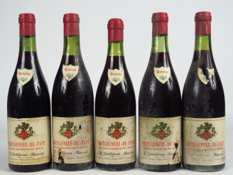 Vente aux enchères 5 BOUTEILLES CHATEAUNEUF DU PAPE 'RESERVE' PETITJEAN MASSON - 3 CM/2 E