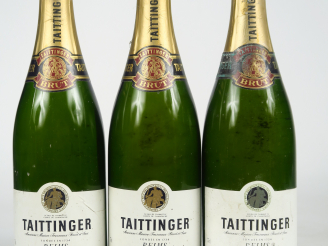 Vente aux enchères 3 BOUTEILLES CHAMPAGNE TAITTINGER BRUT RESERVE - 1 ETLA