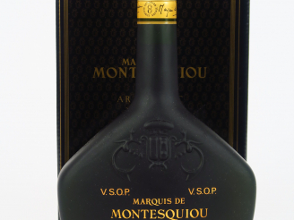 Vente aux enchères 1 BOUTEILLE ARMAGNAC MARQUIS DE MONTESQUIOU VSOP - COFFRET