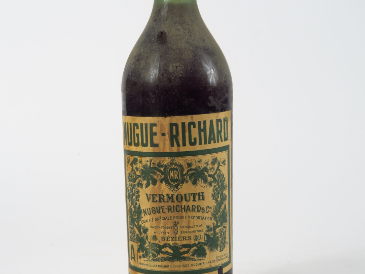 1 VIEILLE BOUTEILLE VERMOUTH NUGUE RICHARD