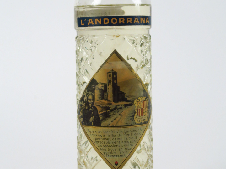 1 VIEILLE BOUTEILLE (1 l) ANIS ANDORRANA