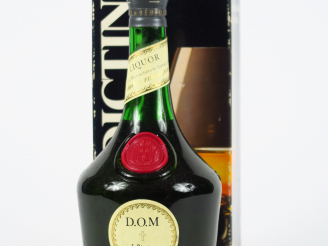 Vente aux enchères 1 BOUTEILLE BENEDICTINE DOM - COFFRET