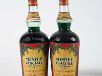 Vente aux enchères 2 VIEILLES BOUTEILLES MENTHE GLACIALE PEPPERMINT LEJAY LAGOUTE