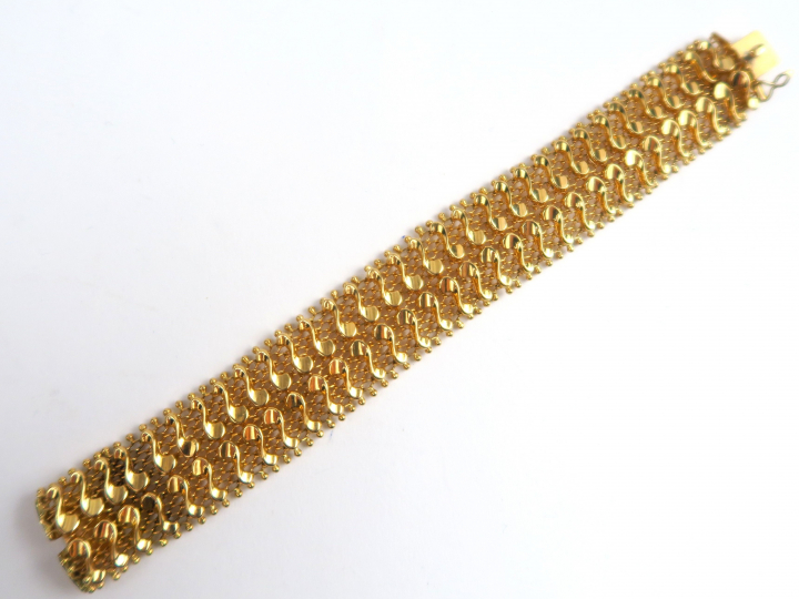  Bracelet maille souple en or. Poids : 38 g ac