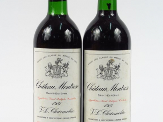 Vente aux enchères 2 BOUTEILLES CHÂTEAU MONTROSE GCC ST ESTEPHE - 1981 - BG