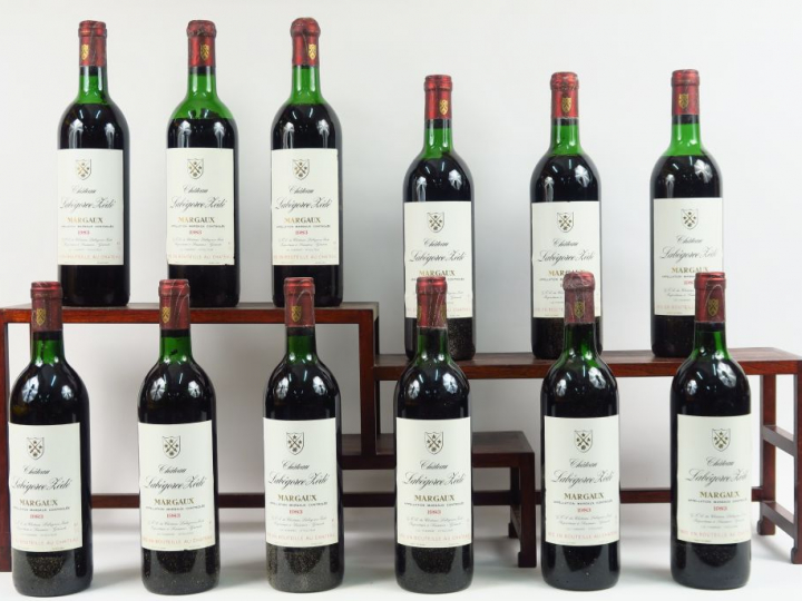 12 BOUTEILLES CHÂTEAU LABEGORCE ZEDE MARGAUX - 1983 - CBO - 1 BG/2 LB/