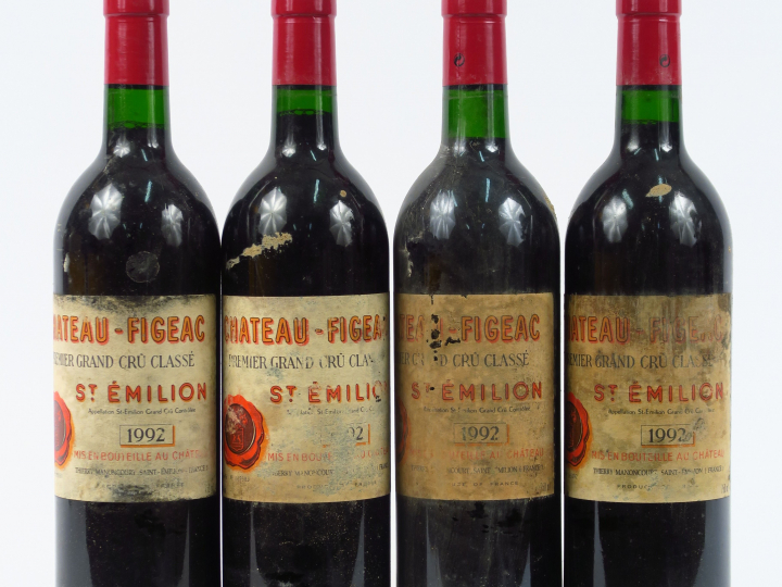 4 BOUTEILLES CHÂTEAU FIGEAC 1er GCC ST EMILION - 1992 - EA