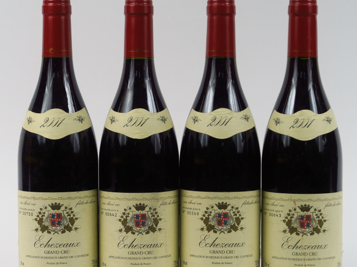 4 BOUTEILLES ECHEZEAUX GC P. LAFOREST - 2002