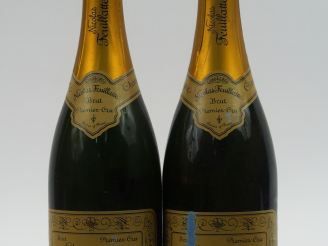Vente aux enchères 2 BOUTEILLES CHAMPAGNE NICOLAS FEUILLATTE 1er CRU - ELT