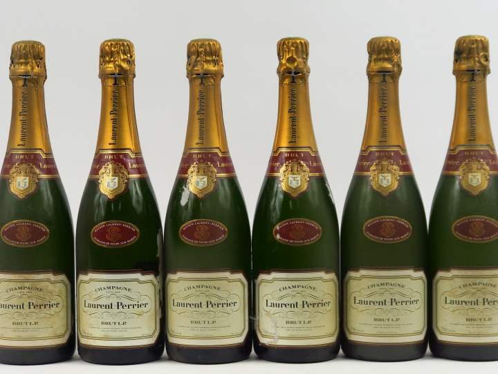 6 BOUTEILLES CHAMPAGNE LAURENT PERRIER BRUT