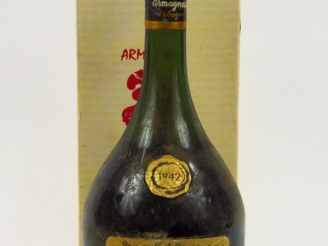 Vente aux enchères 1 BOUTEILLE GRAND VIEIL ARMAGNAC SEMPE - 1942 - COFFRET