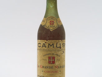 Vente aux enchères 1 VIEILLE BOUTEILLE COGNAC 'LA GRANDE MARQUE' CAMUS - BS/ELA