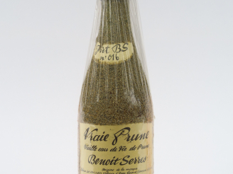 Vente aux enchères 1 BOUTEILLE EAU DE VIE DE PRUNE BENOIT SERRES 42° - COFFRET 