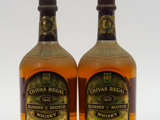 Vente aux enchères 2 BOUTEILLES CHIVAS REGAL (1 L) - BS
