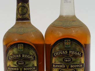 Vente aux enchères 2 BOUTEILLES CHIVAS REGAL (1 L et 75 cl) - BS