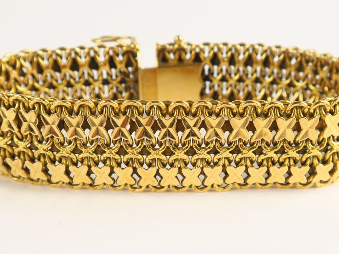 Bracelet Napoléon III en or. Poids : 33,6 g