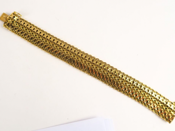 Bracelet Napoléon III en or. Poids : 33,6 g