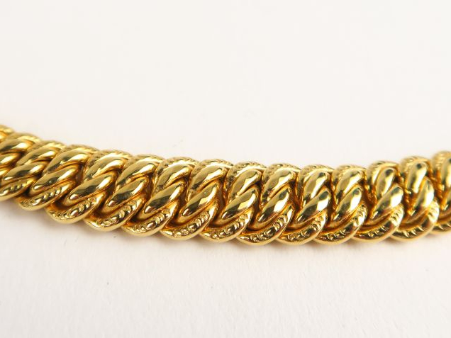 Collier en or. Poids : 29 g