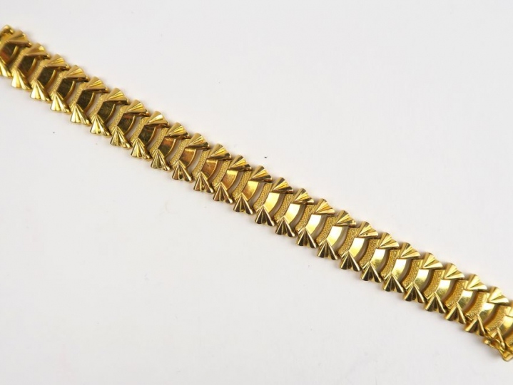 Bracelet de style Art Déco en or. Poids : 22,9 g