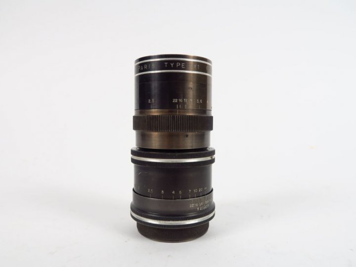 P. Angenieux. Objectif 2,5/90 type Y1 numéro 106779 couplé Leica.
