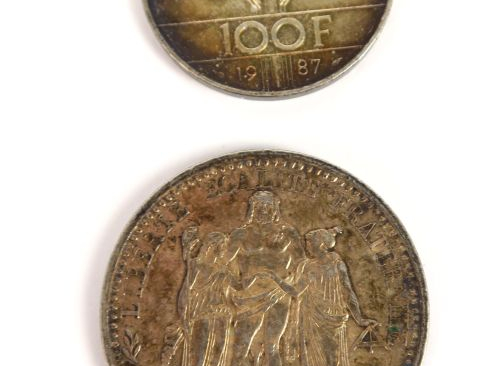 deux pièces en argent : 1 pièce de 100 fcs 1987 et 1 pièce de 10 fcs 1