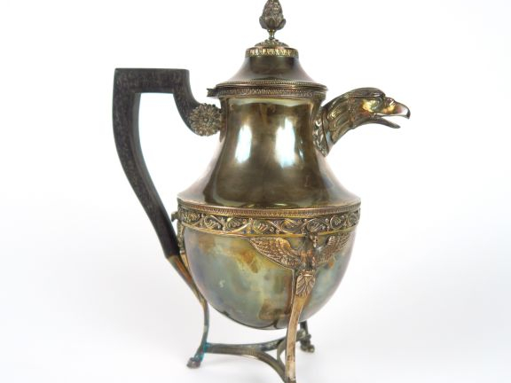 Verseuse de style Empire en argent, poinçon Minerve, piétement tripode