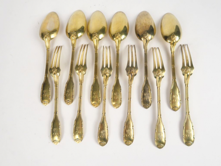 Suite de 6 petits couverts de style Louis XVI en vermeil, poinçon Mine