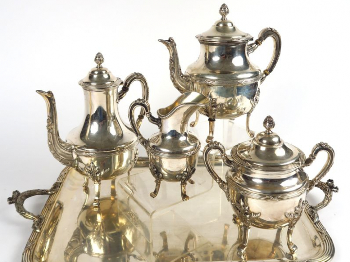 Service à thé et à café de style Louis XVI en argent, poinçon Minerve,