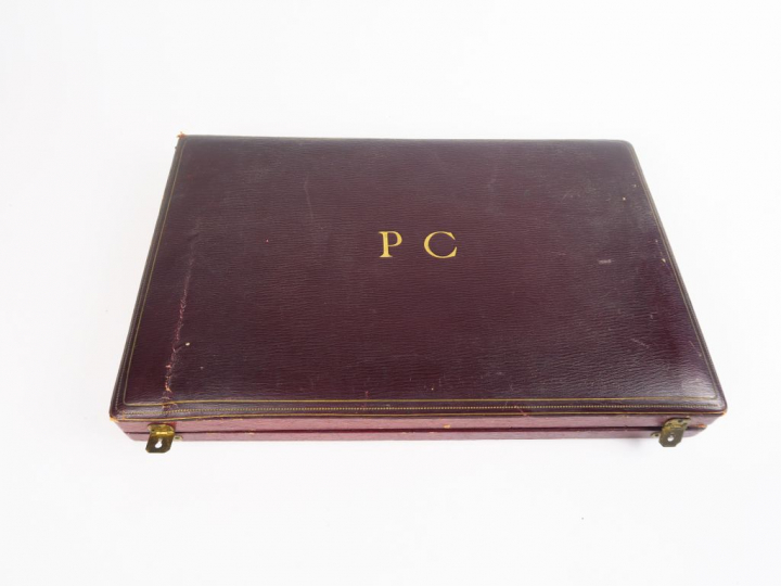 Service à découper et à servir en argent, argent fourré et acier, manc