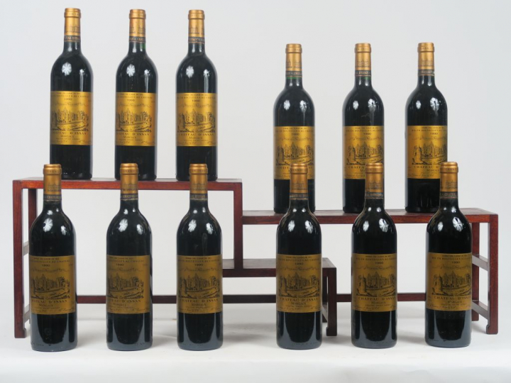12 BOUTEILLES CHÂTEAU D'ISSAN GCC MARGAUX - 1990 - CBO